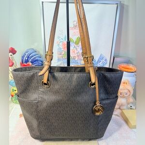 Michael Kors Jet Set Travel Large Signature Logo Tote